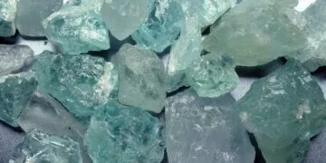 15 Lucky Facts About Aquamarine, March’s Birthstone